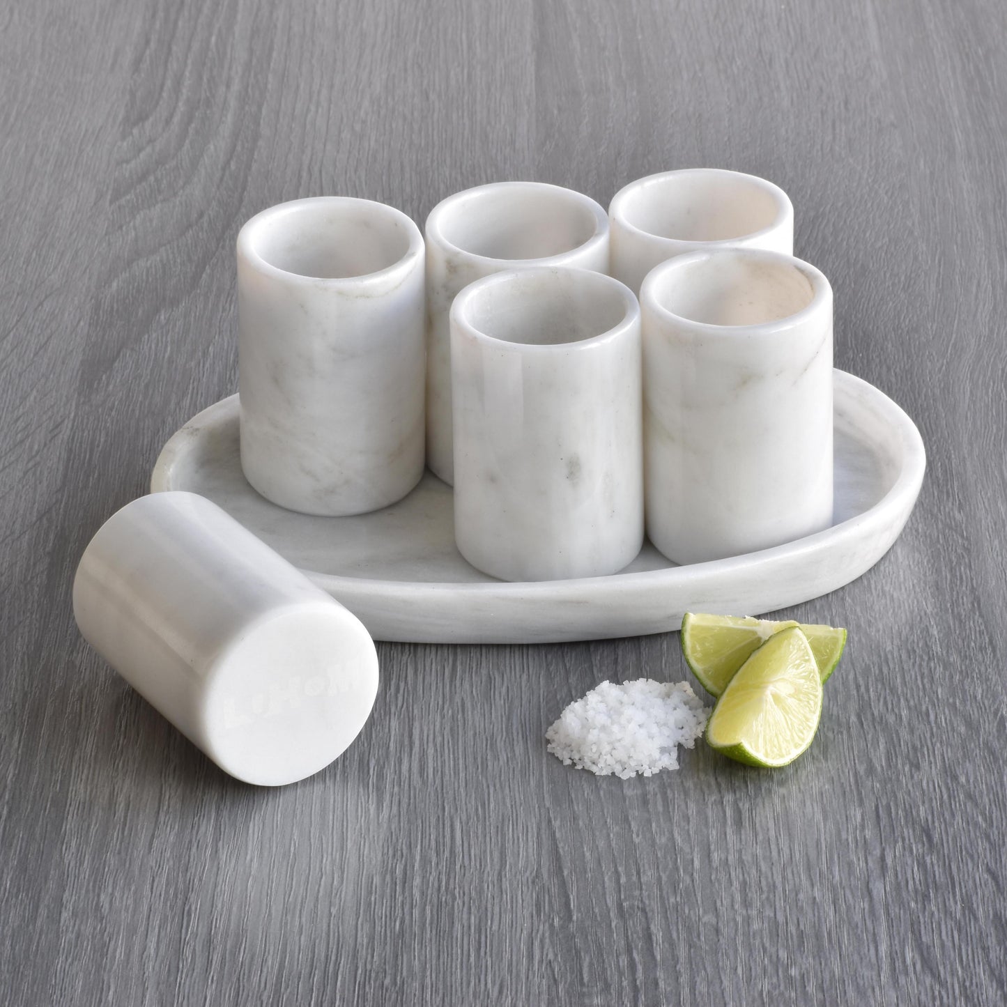 Juego de 6 Tequileros de Mármol Natural con Base en Blanco Bego