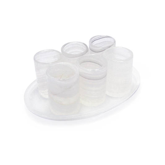 Juego de 6 Tequileros de Ónix Blanco Natural con base